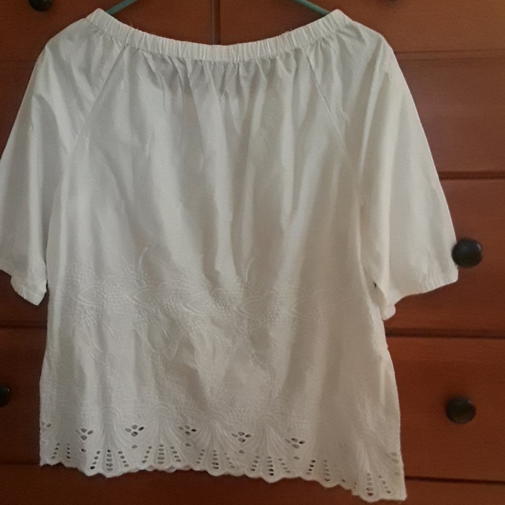 Blouse - Picture 2 of 5